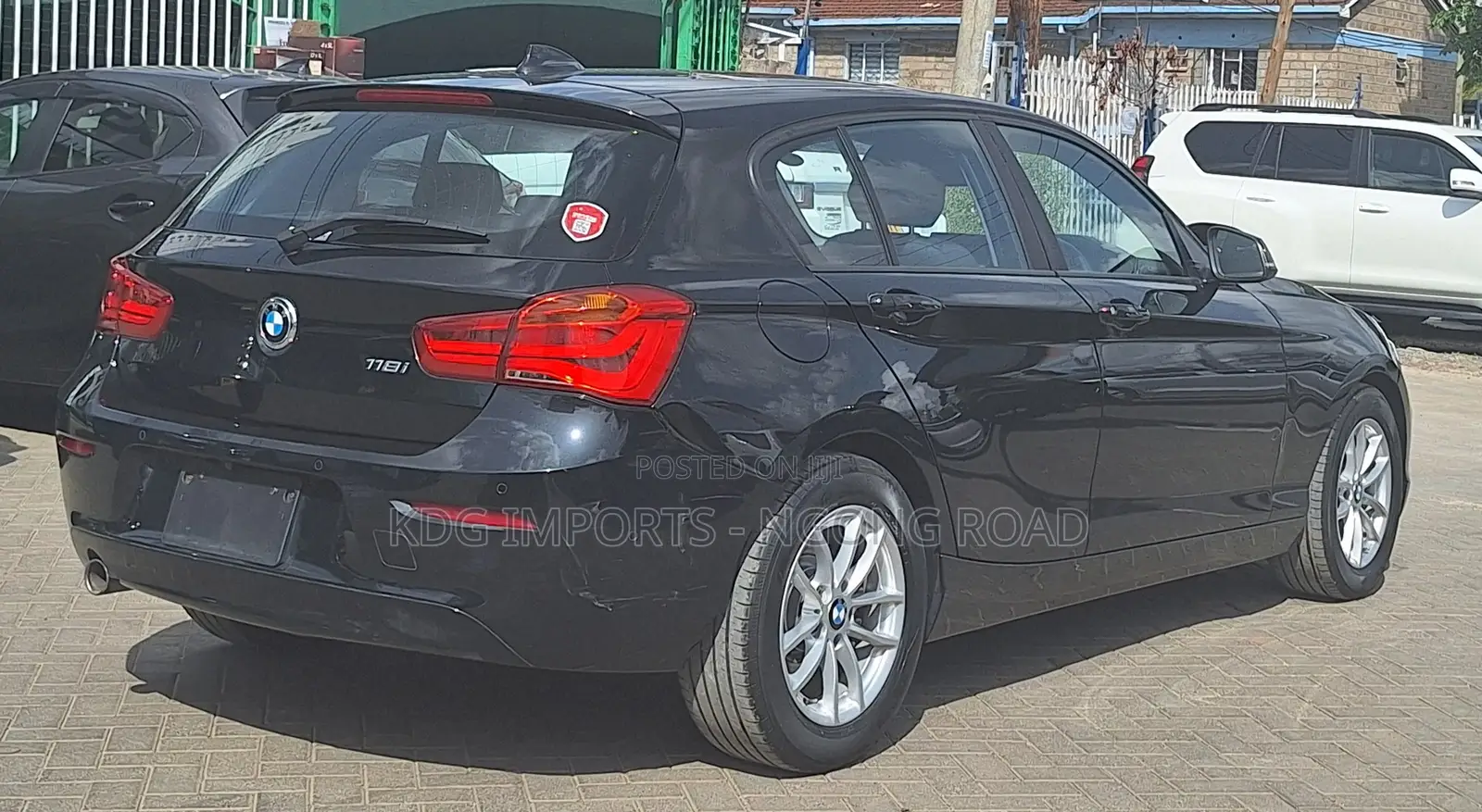BMW 118i 2018 Black