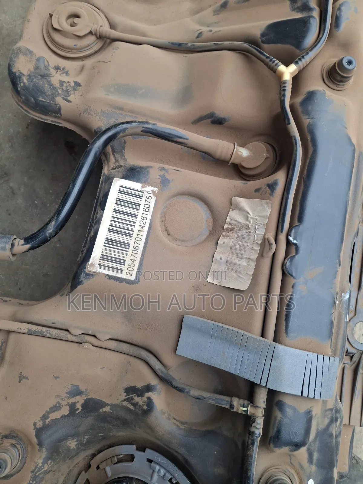 Benz C200 Complete Fuel Tank