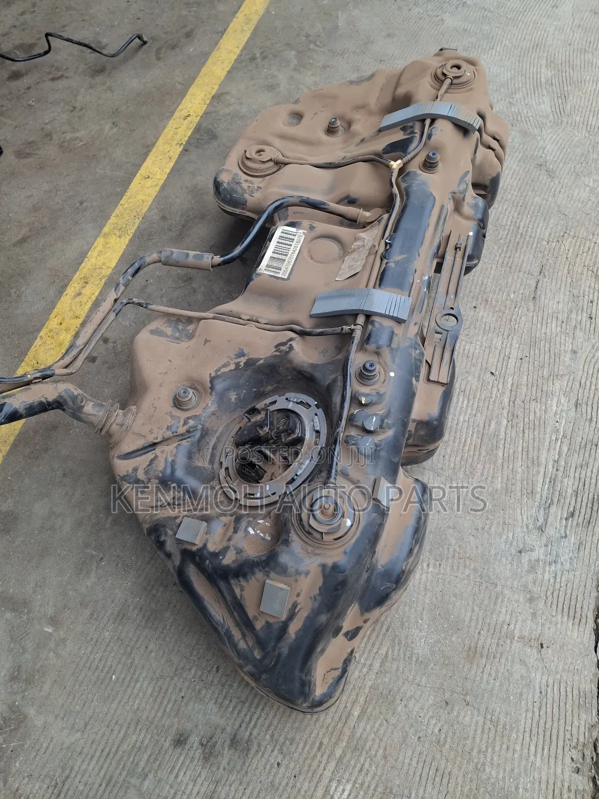 Benz C200 Complete Fuel Tank