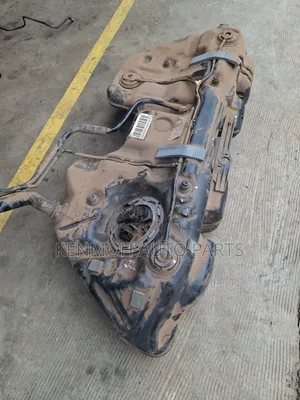 Benz C200 Complete Fuel Tank