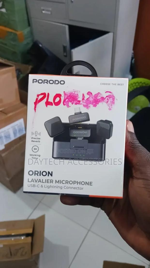 This Is a Porodo Orion Lavalier Microphone.