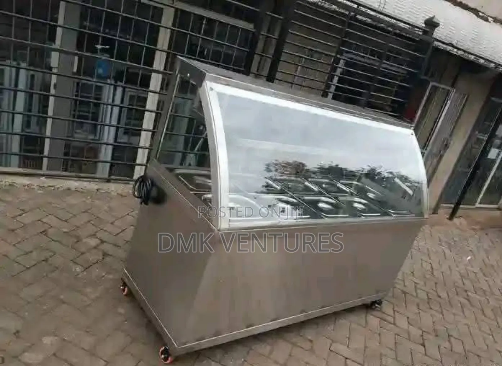 All Sizes Compact Attractive Food Warmer Display