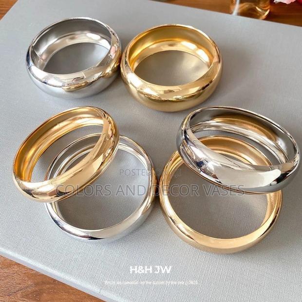 Round Chunky Bangles - main view