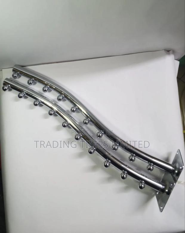 10 Balls Display Hooks - main view