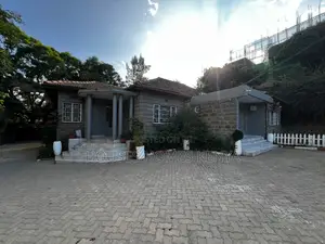 3bdrm Bungalow in Near Diamond Plaza, Parklands/Highridge for rent