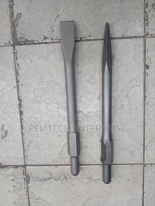 Hex Shank Chisels for Demolition Hammers.