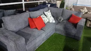 Smart Elegant 6 Seater Corner Sofa