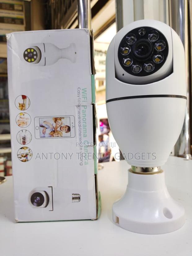 E27 Smart Wifi Bulb Camera 360° Panoramic Surveillance - thumbnail 2