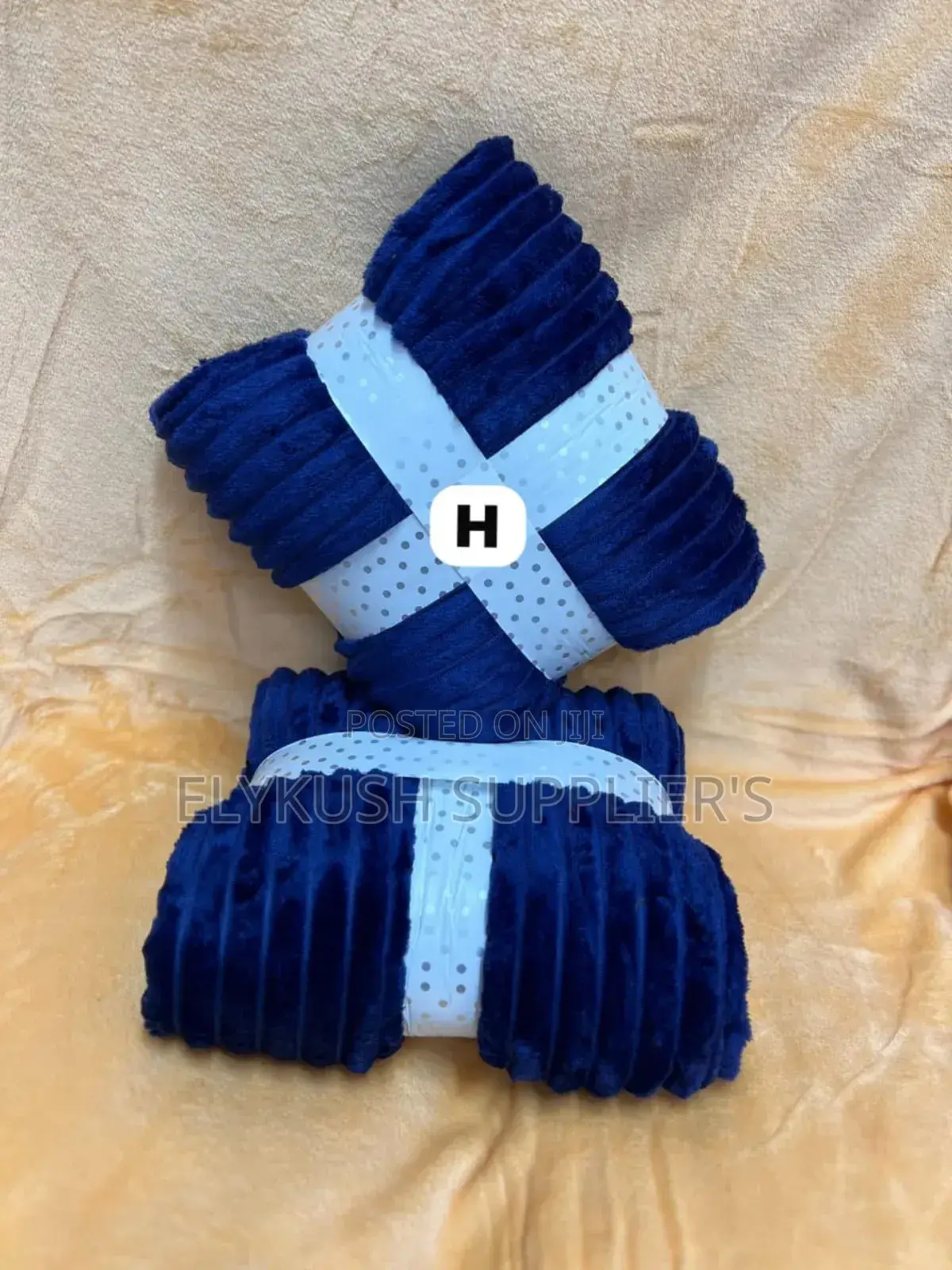 *Velvet Fleece Blankets Available* Size: *6*6*