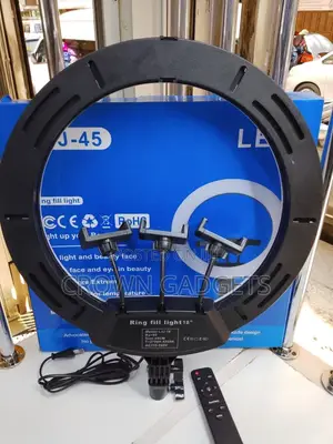 LJJ-45 Led Ring Light With 3 Phone Holders for Live Streaming