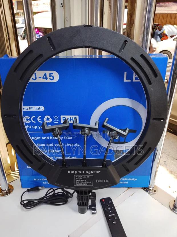 Professional 18 Inch Ring Light Kit for Vlogging Beauty