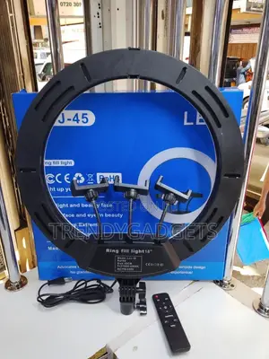 Professional 18 Inch Ring Light Kit for Vlogging Beauty