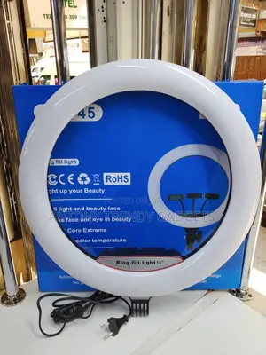 Professional 18′′ Ring Light For Makeup, Video & Photography