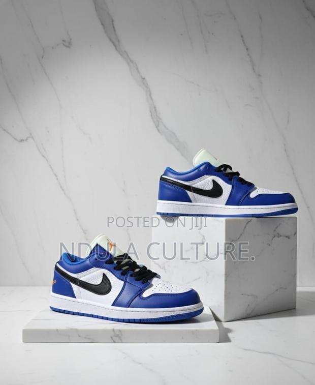 Nike Jordan 1 Lowcut - thumbnail 4