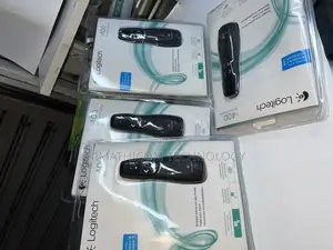 Logitech R400 Wireless Presenter