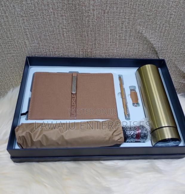 Corporate Gift Pack - main view