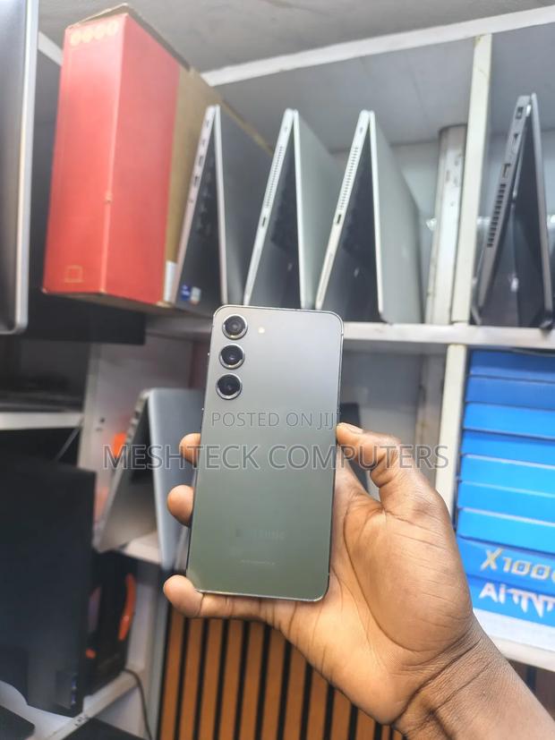 Samsung Galaxy S23 256 GB Green - thumbnail 2