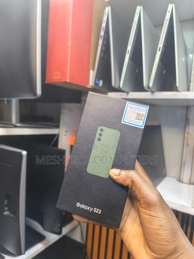 Samsung Galaxy S23 256 GB Green - thumbnail 3