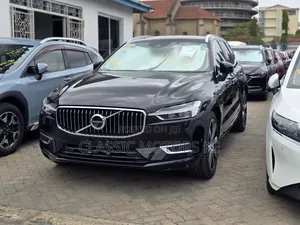 Volvo XC60 T6 R-Design AWD 2019 Black