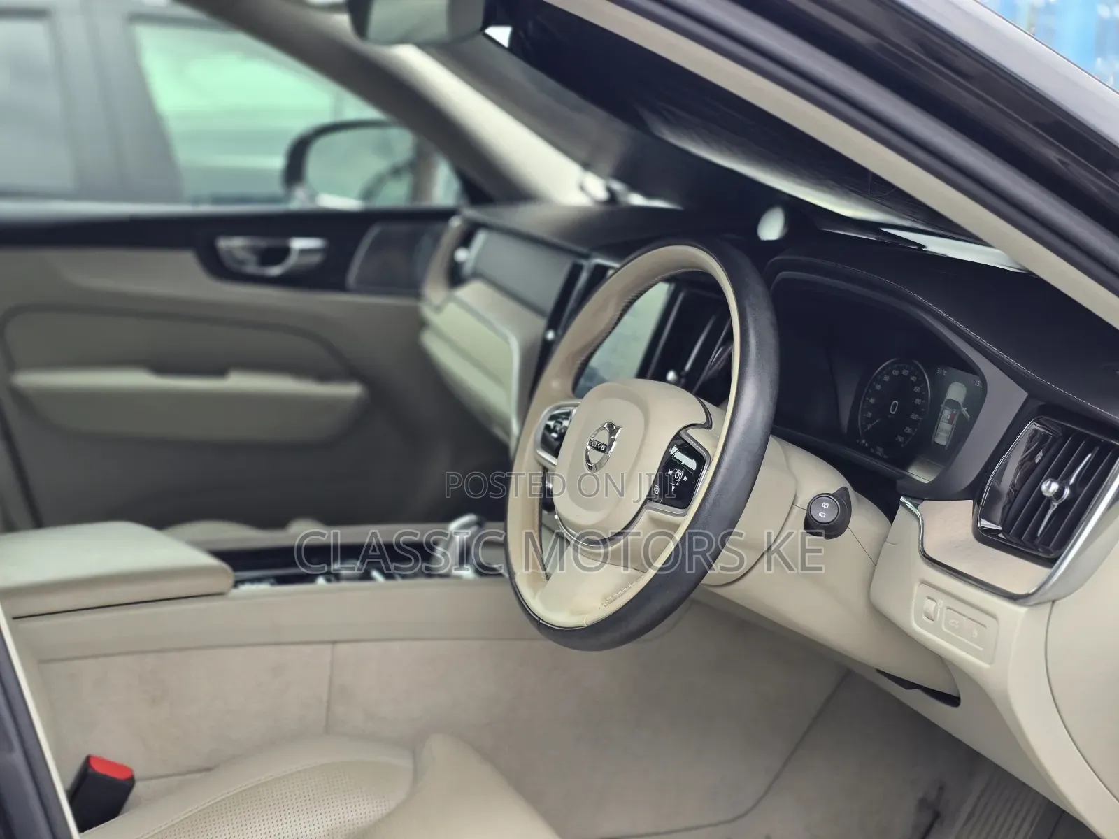 Volvo XC60 T6 R-Design AWD 2019 Black