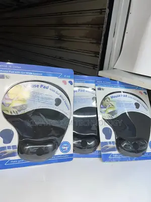 Mousepad With Gel Wrist