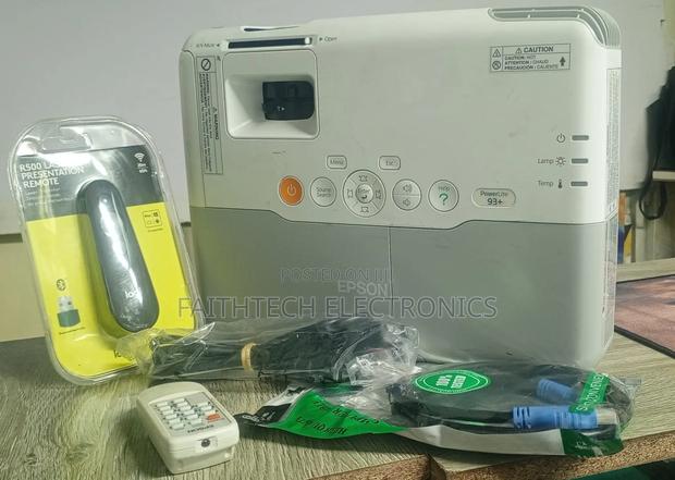 Affordable Epson Eb-s31 Projector – Trusted Epson Quality - thumbnail 2
