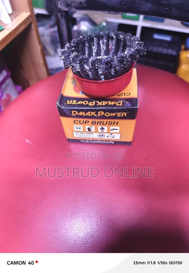 Dmax Power Cup Brush - main view
