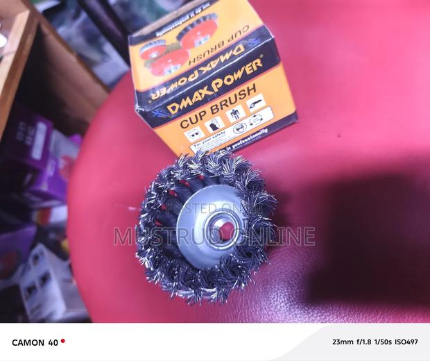 Twisted Brush/ Cup Brush - main view