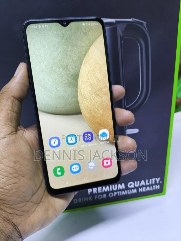 Samsung Galaxy A12 64 GB Blue - thumbnail 6