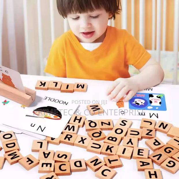 Wooden Spelling Game - main view