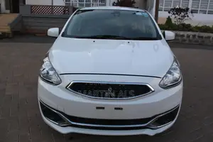 Mitsubishi Mirage ES 2018 White