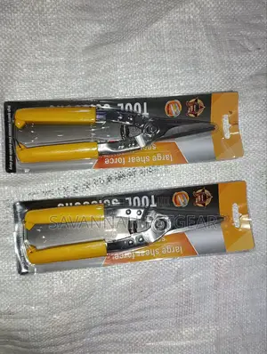Pet Goat, Sheep Hoof Trimming Shears (Foot Rot Nail Clippers)