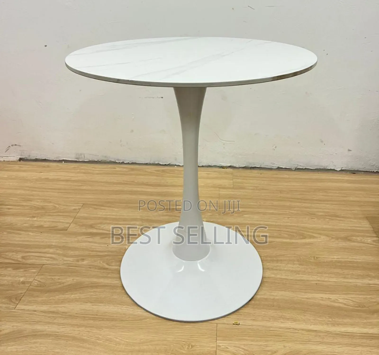 Metallic Stand Round Coffee Table