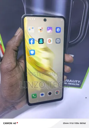 Tecno Spark 20 Pro 256 GB Silver