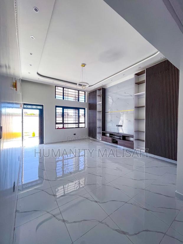 3bdrm Bungalow in Thogoto for sale - thumbnail 4