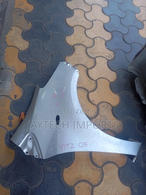 Vitz Wing 2005/2008 Model - thumbnail 2
