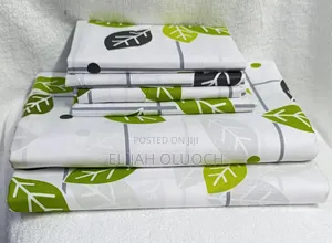 Both Printed a Pair of Cotton Bedsheets With 4 Pillowcases