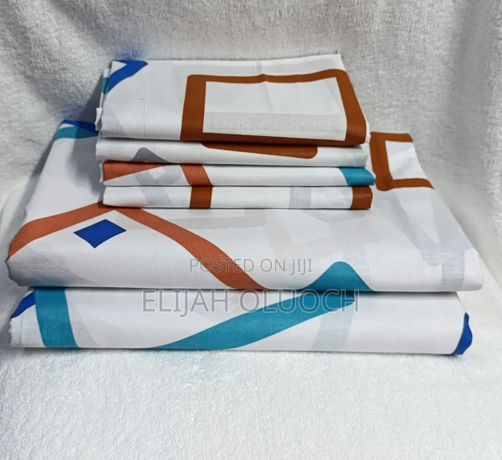 Both Printed a Pair of Cotton Bedsheets With 4 Pillowcases