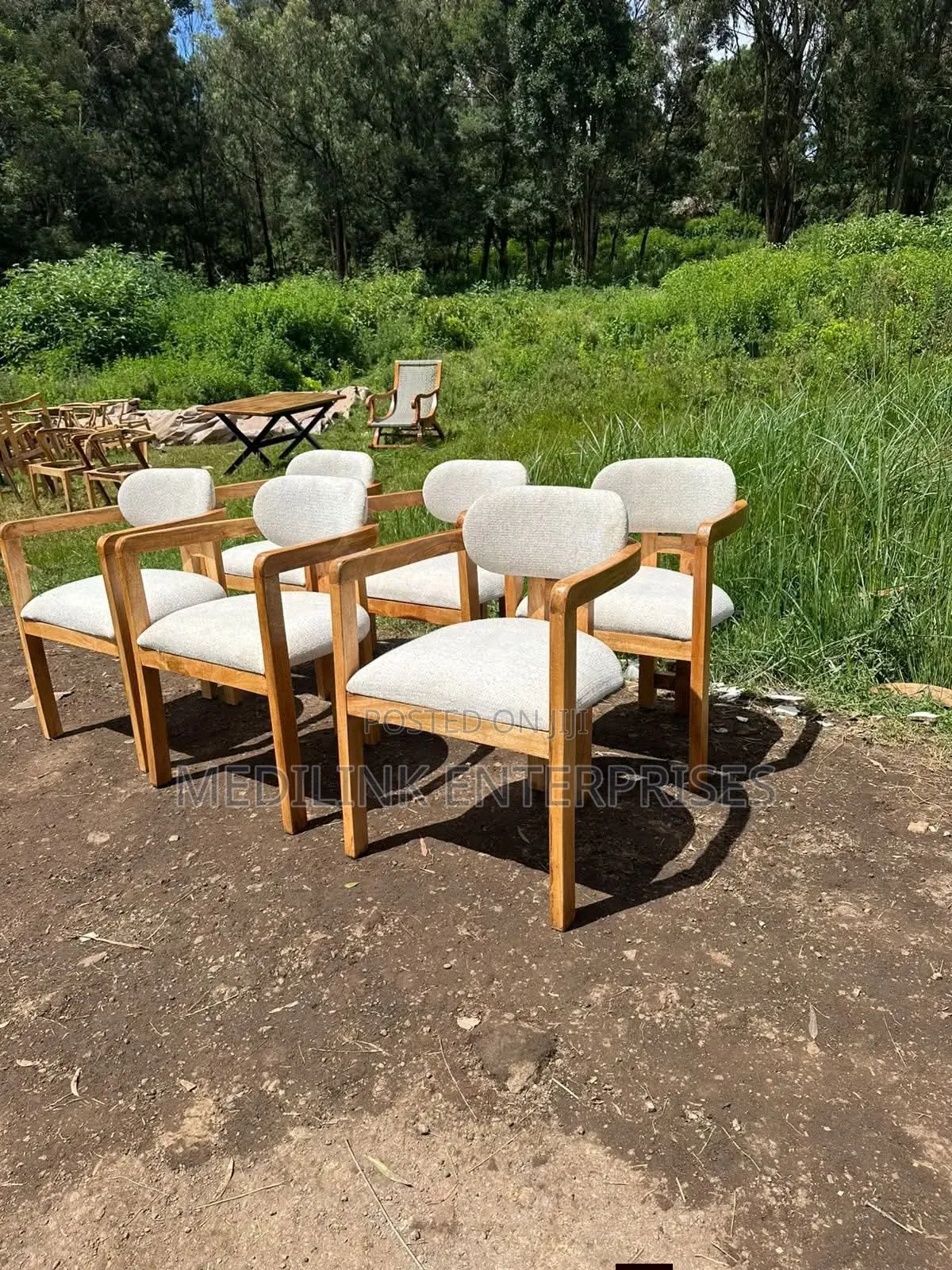 Wooden Carmel Back Restaurants Chairs