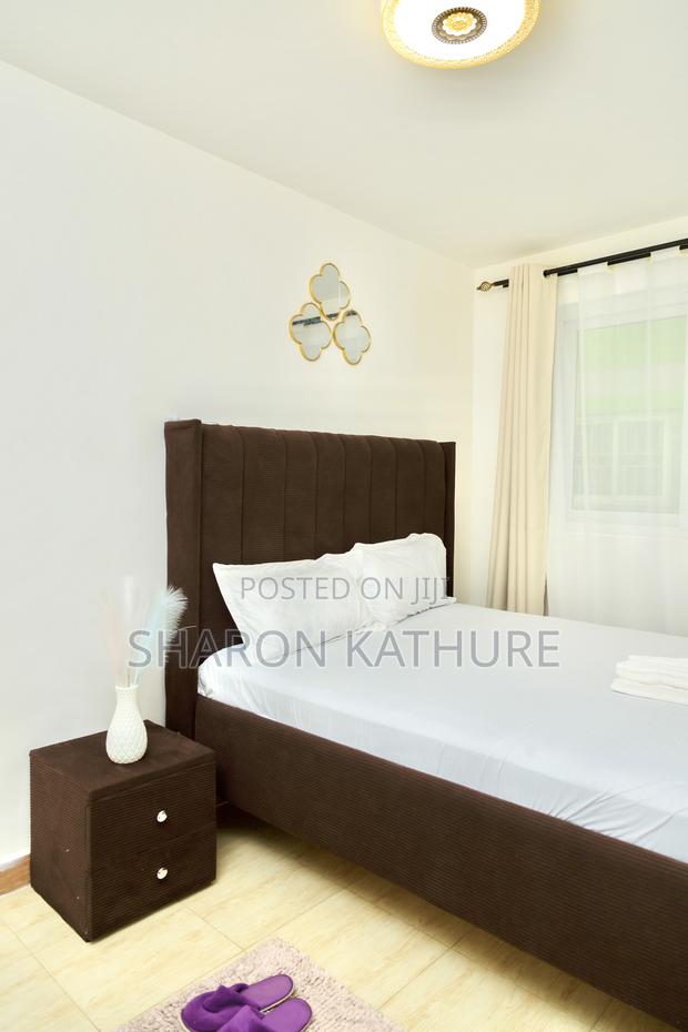 Violent Luxurious Homes - thumbnail 17