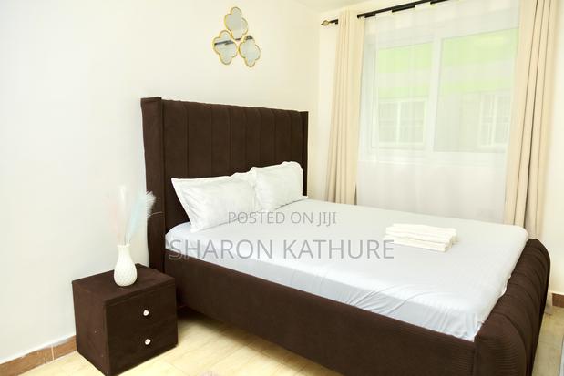 Violent Luxurious Homes - thumbnail 19