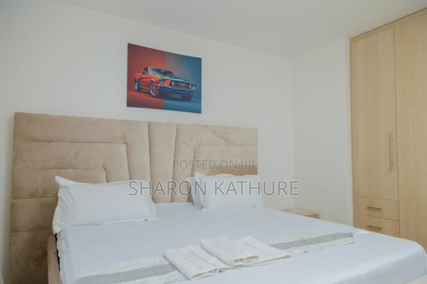 Violent Luxurious Homes - thumbnail 14