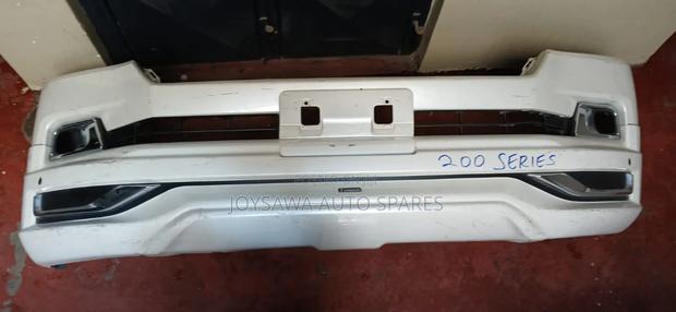 Toyota 200 Series Front Bumper Complete