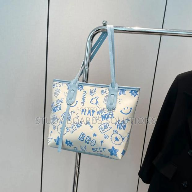 Designer Tote Bags - thumbnail 4