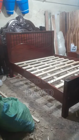 Solid Mahogany Beds