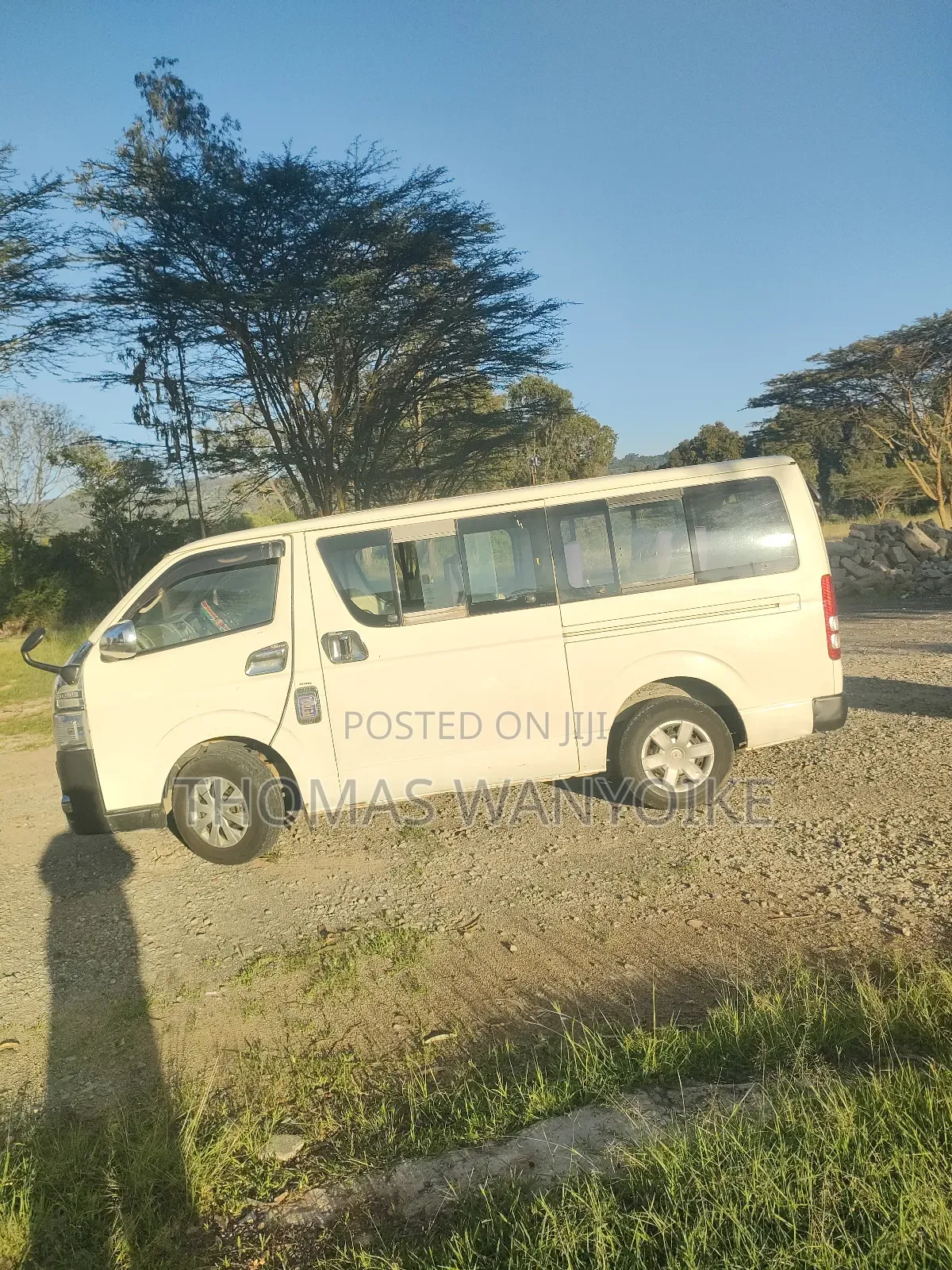 Toyota HiAce 2013 White