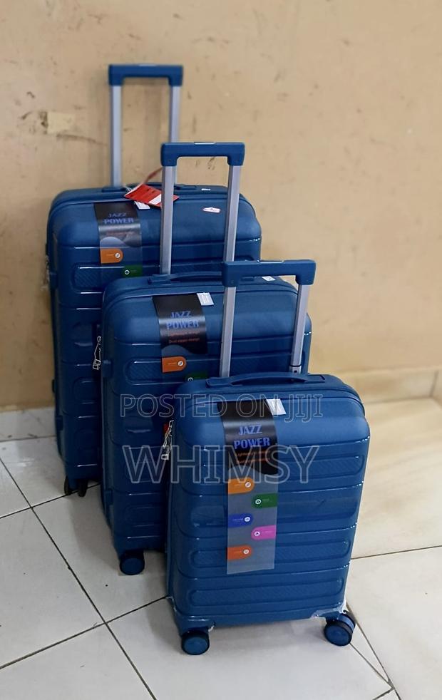 Size 4 ,3 in 1 Unbreakable Pp Suitcases - thumbnail 2