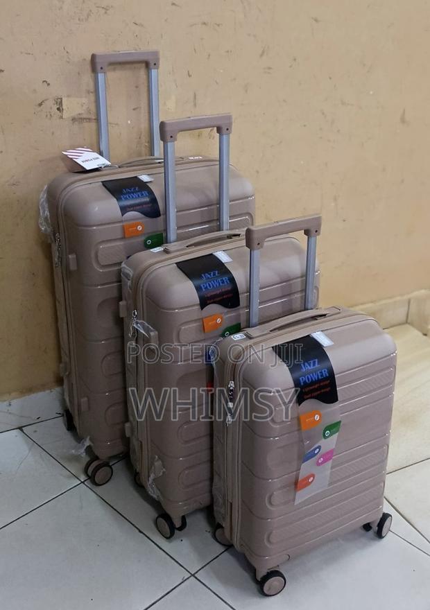Size 4 ,3 in 1 Unbreakable Pp Suitcases - thumbnail 3