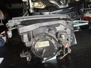 Xtrail Nt30 Xenon Headlght