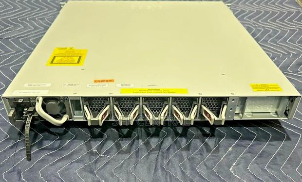 Cisco Catalyst C9500-40x-a 48-Port 10g Sfp+ Core Switch - thumbnail 4